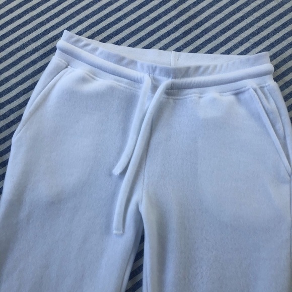 Soft Serve Joggers in Pearl White ❄️❄️❄️ - Picture 7 of 11